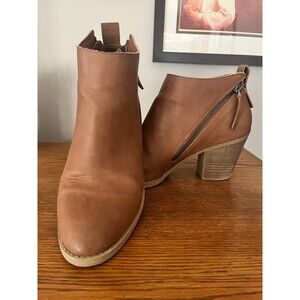 DV Target Ankle Boots Booties Size 11 Western Wear Zipper Brown High Heel